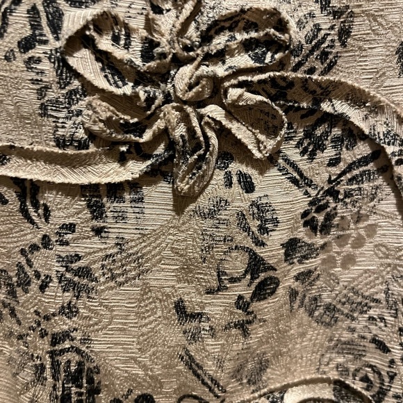 63. WOMENS CHICO’S 3/XL DETAIL JACKET - Picture 4 of 6